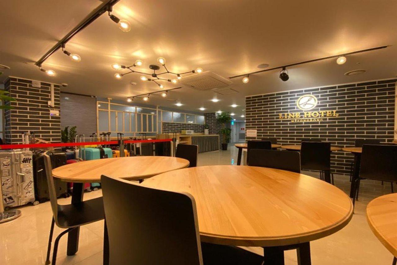 Line Hotel Myeongdong Сеул Экстерьер фото