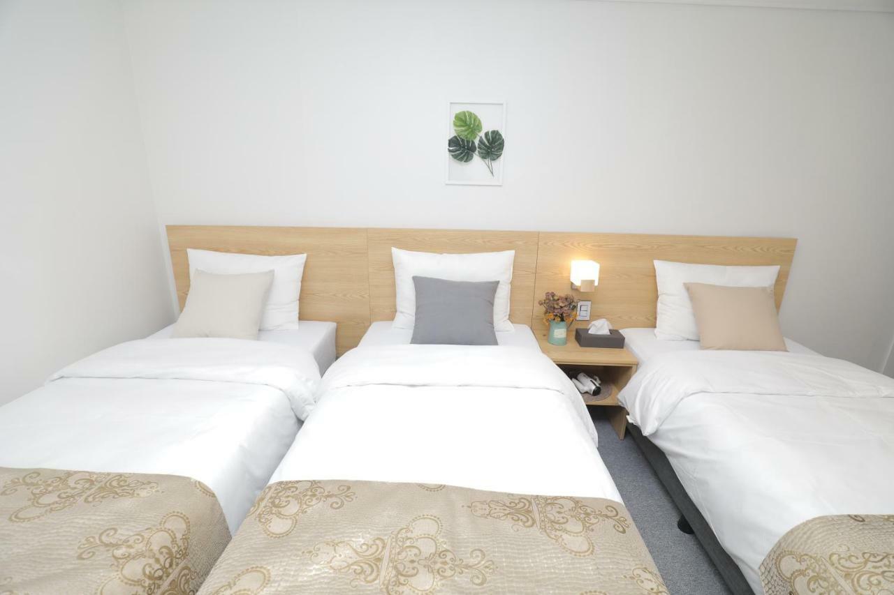 Line Hotel Myeongdong Сеул Экстерьер фото