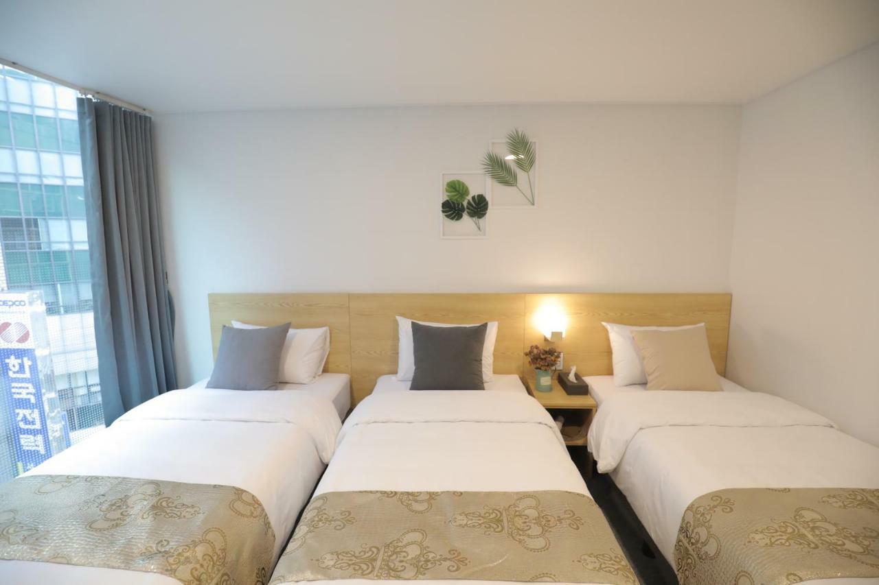 Line Hotel Myeongdong Сеул Экстерьер фото